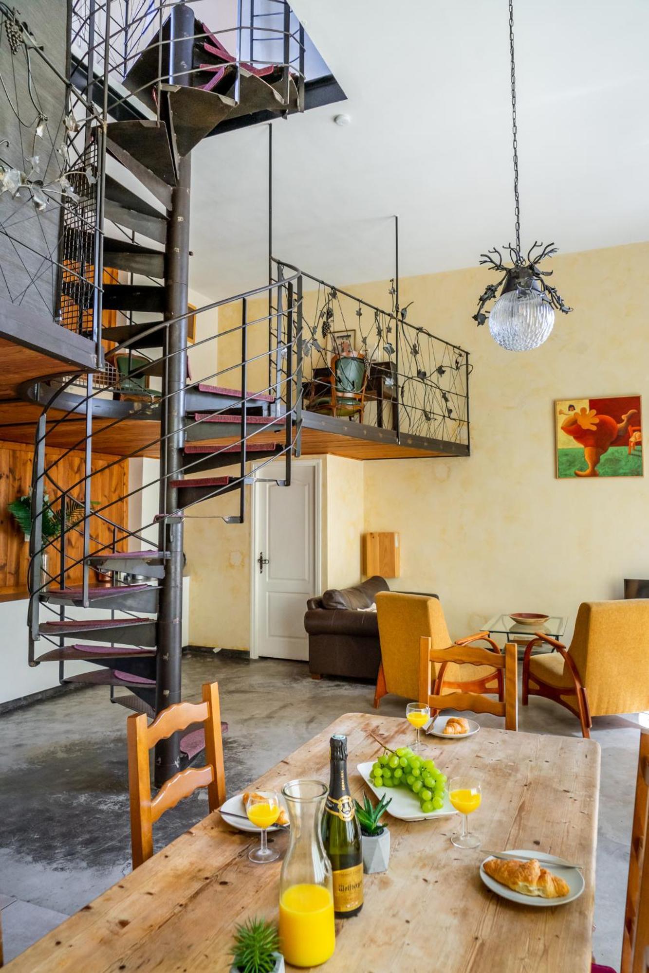 Villa Ultimate Relaxation For Family Or Group At Renowned Couvent Des Ursulines, A Tranquil Escape In Historic Pézenas Habitación foto